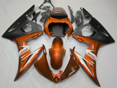 03-04 Naranja Brillante & Blanco R6 Carenado