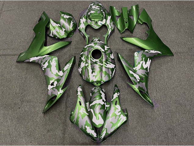 04-06 Verde Oscuro Camuflaje R1 Carenado 04-06 Verde Oscuro Camuflaje R1 Carenado