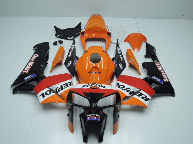 05-06 Un Corazón Repsol CBR600RR Carenado 05-06 Un Corazón Repsol CBR600RR Carenado