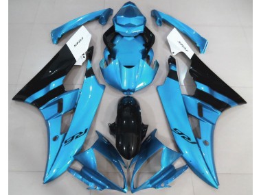 06-07 Azul Claro Brillante & Negro R6 Carenado