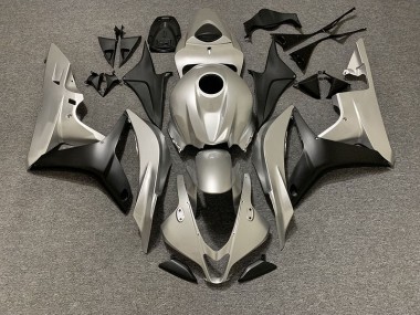 06-07 Plata Mate CBR1000RR Carenado
