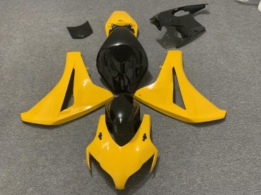 08-11 Amarillo Perla & Negro CBR1000RR Carenado