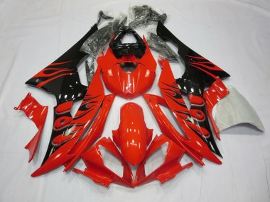 08-16 Llama Roja R6 Carenado