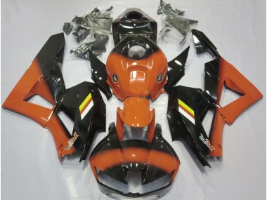 13-23 Desvanecimiento Naranja Brillante & Negro CBR600RR Carenado