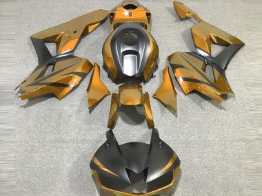13-23 Oro & Negro Mate CBR600RR Carenado
