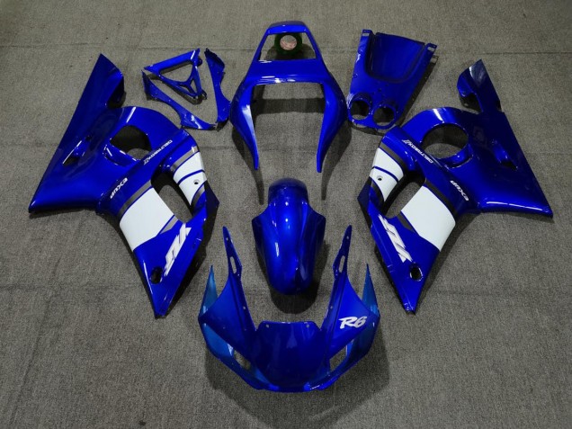 98-02 Diseño Azul Blanco R6 Carenado