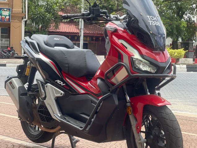 Carenados Moto Honda ADV150 2018-2021 - Rojo Blanco Negro